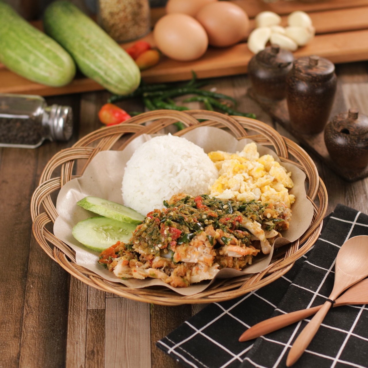 Paket Nasi Ayam Geprek Cabe Ijo